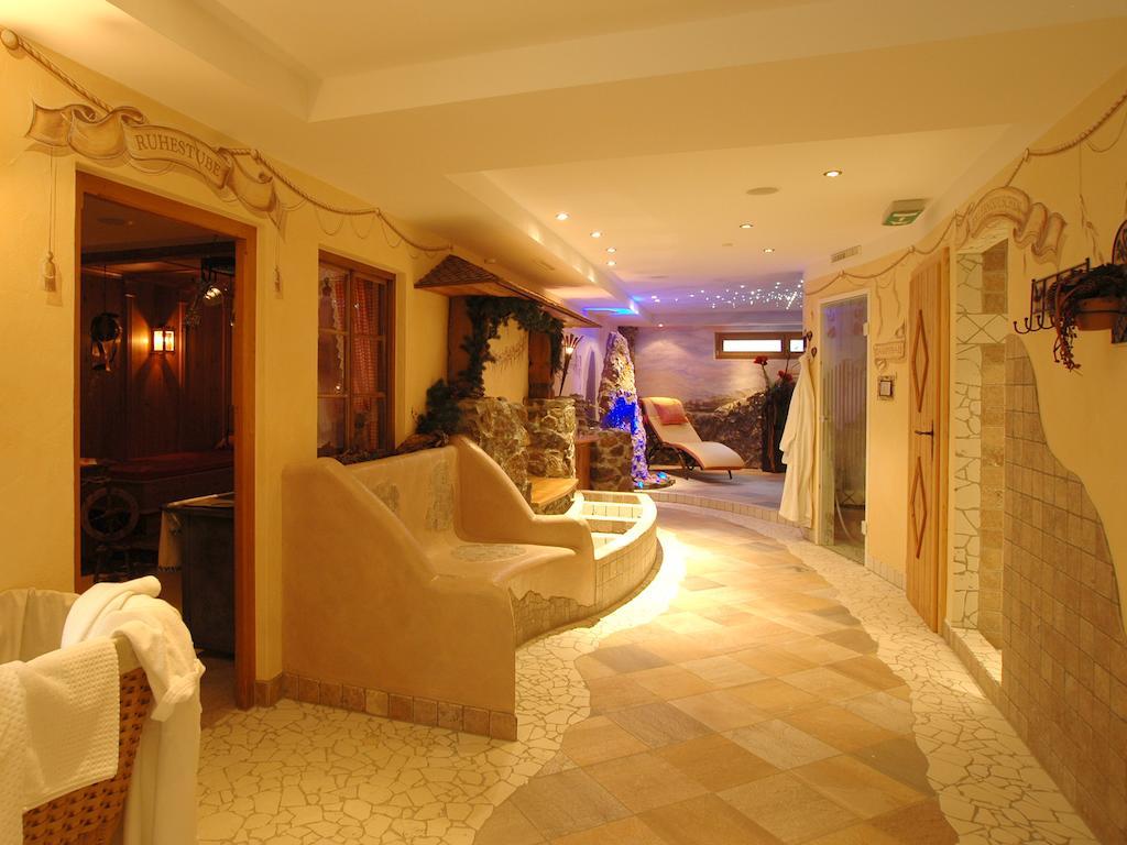 Hotel Garni Romantika Serfaus Exterior foto